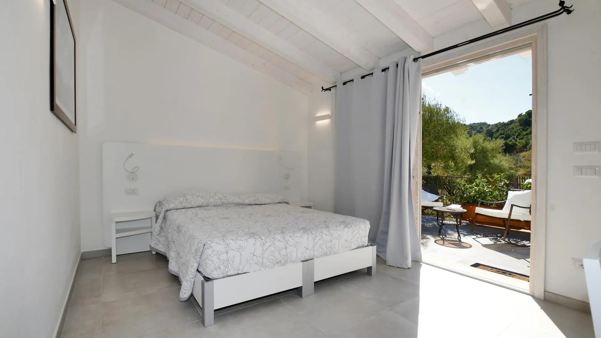 Stanza In Villa Amaca Angolo Di Paradiso Piscina Riscaldata E Sauna Raggi Infrarossi Arzachena Casa de hóspedes