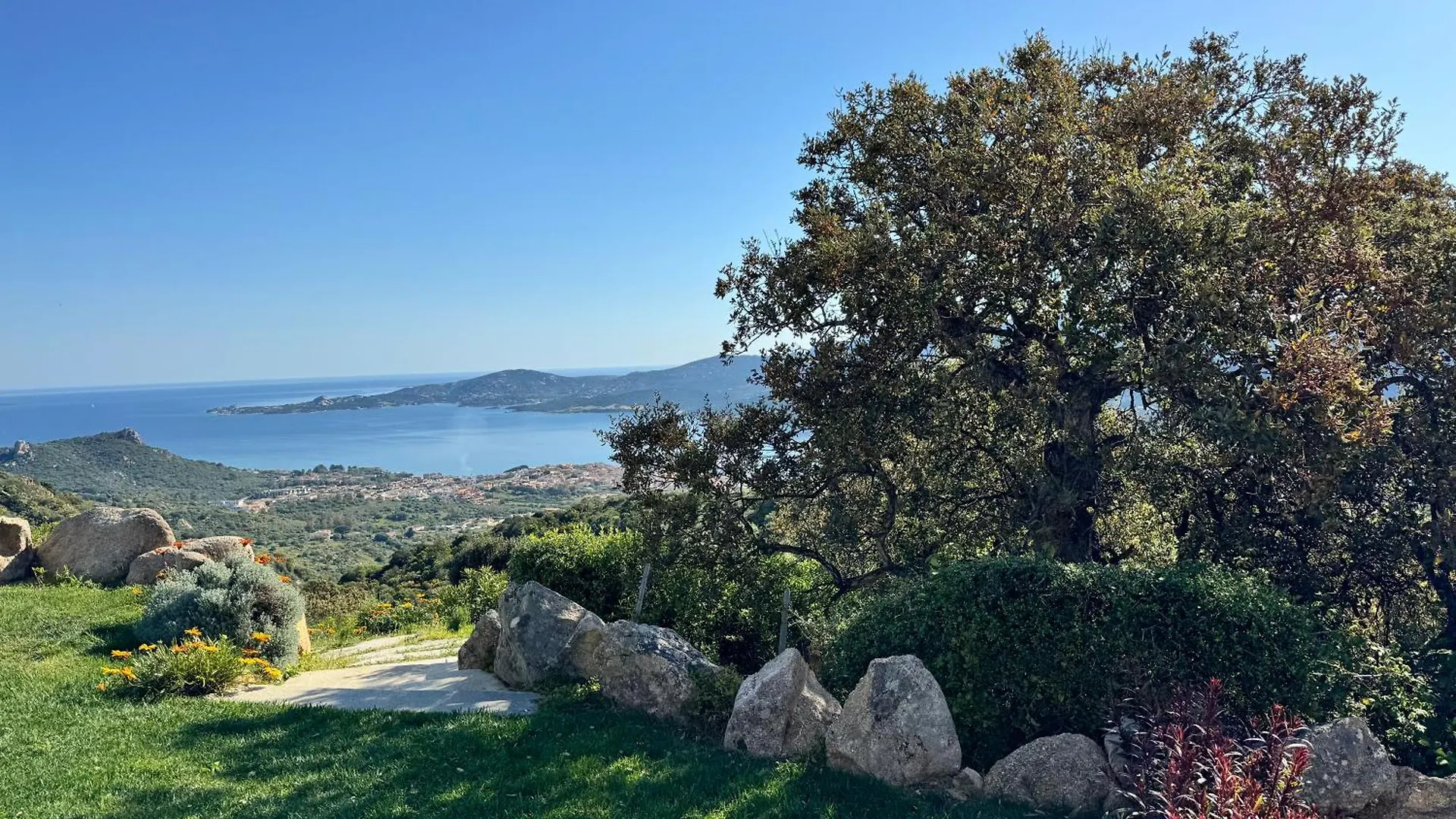 Stanza In Villa Amaca Angolo Di Paradiso Piscina Riscaldata E Sauna Raggi Infrarossi Arzachena 0*,  Itália